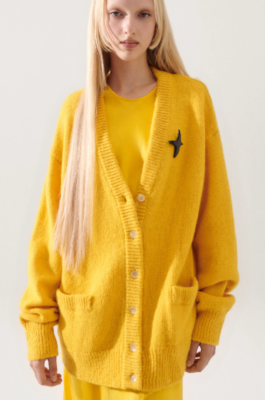 How to Achieve a Flawless Look with Minimal Makeup